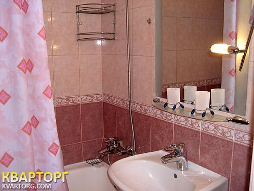 Rent out 3-room apartment. Киев, Соломенская — photo 2