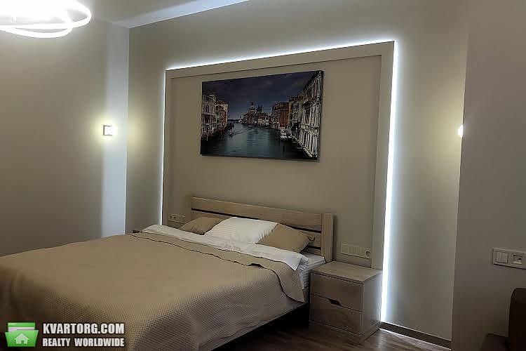 Rent out 2-room apartment. Киев,  Лумумбы — photo 3