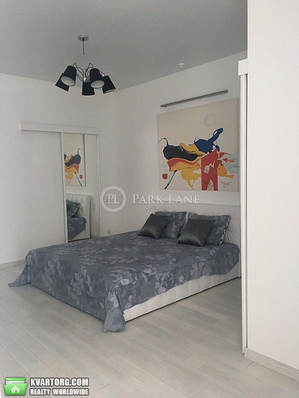 Rent out 2-room apartment. Киев, Коновальца — photo 4