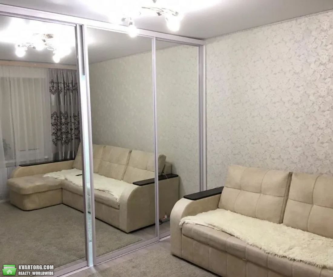 Rent out 1-room apartment. Киев, Йорданская — photo 4