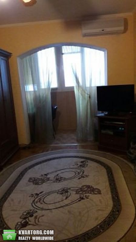 Sell 3-room apartment. Киев,  Панча — photo 1