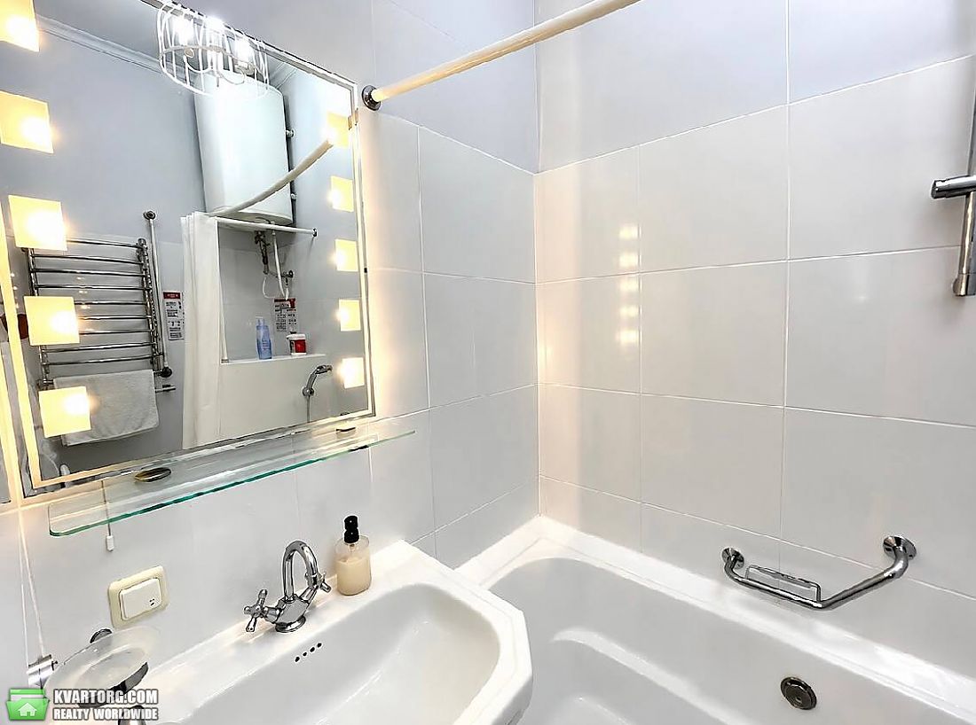 Rent out 2-room apartment. Киев, Мала Житомирська — photo 4