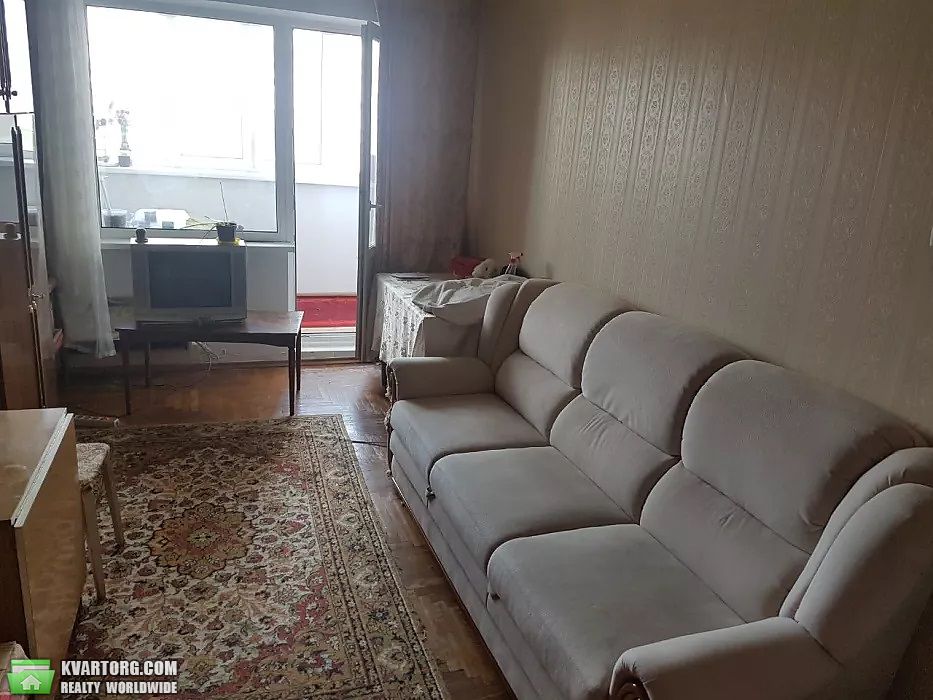 Sell 2-room apartment. Киев,  Маяковского — photo 1