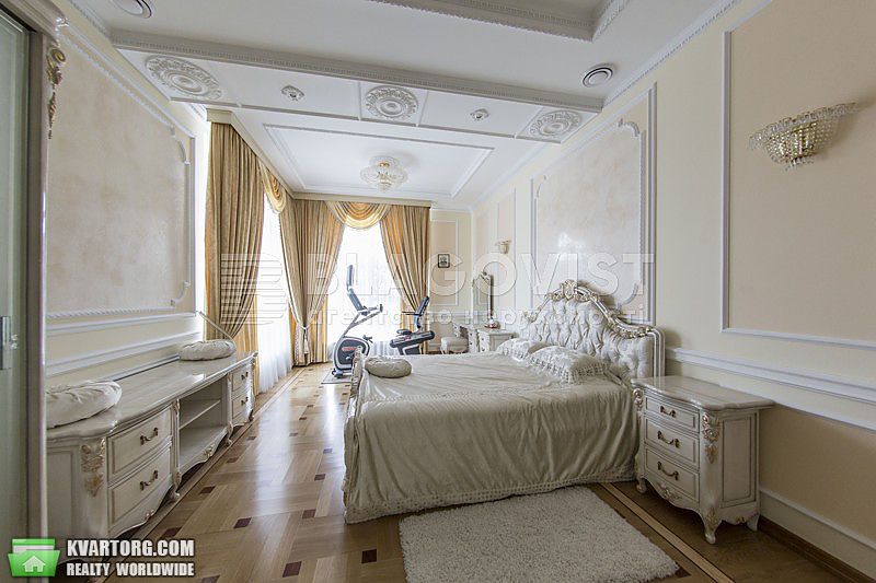 Sell 3-room apartment. Киев,  Грушевского — photo 1
