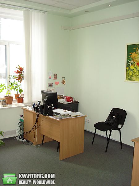 Rent out office. Киев, Московская — photo 1