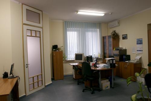 Rent out office. Киев, Ул. Щорса — photo 1