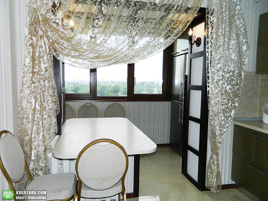 Sell 3-room apartment. Киев,  Пчелки — photo 2