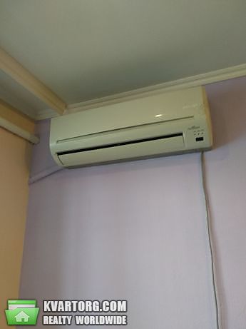 Rent out 2-room apartment. Киев,  Ялтинская — photo 2