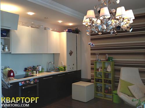 Rent out 1-room apartment. Киев,  Голосеевская — photo 1