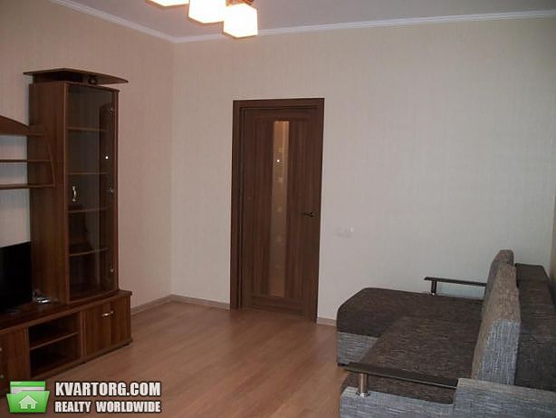 Rent out 1-room apartment. Киев,  Ломоносова — photo 3