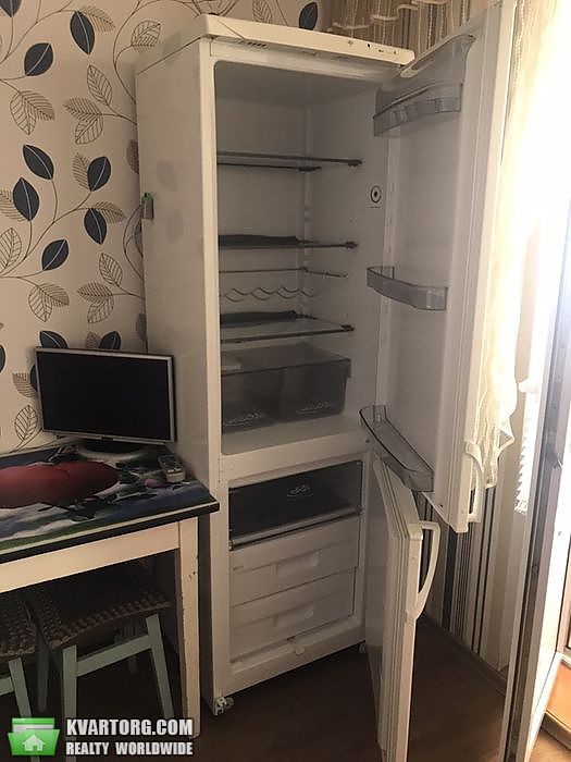 Sell 1-room apartment. Киев,  Ватутина пр — photo 2