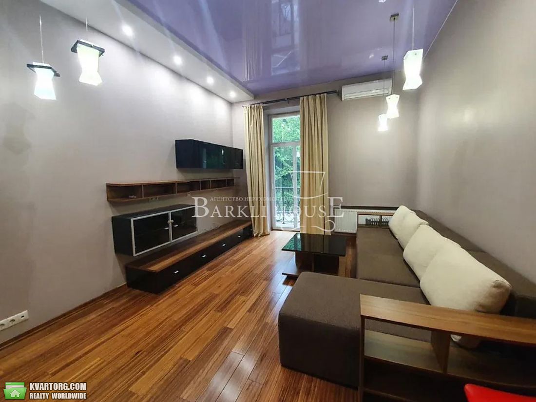 Rent out 3-room apartment. Киев, кожемяцкая — photo 1