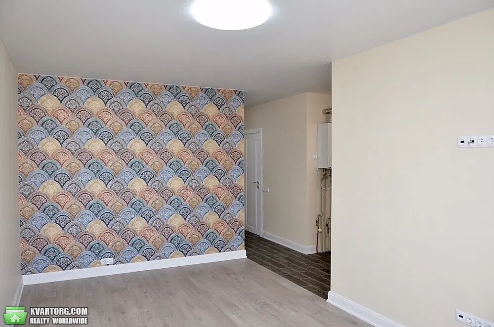 Sell 2-room apartment. Киев,  Малоземельная — photo 1