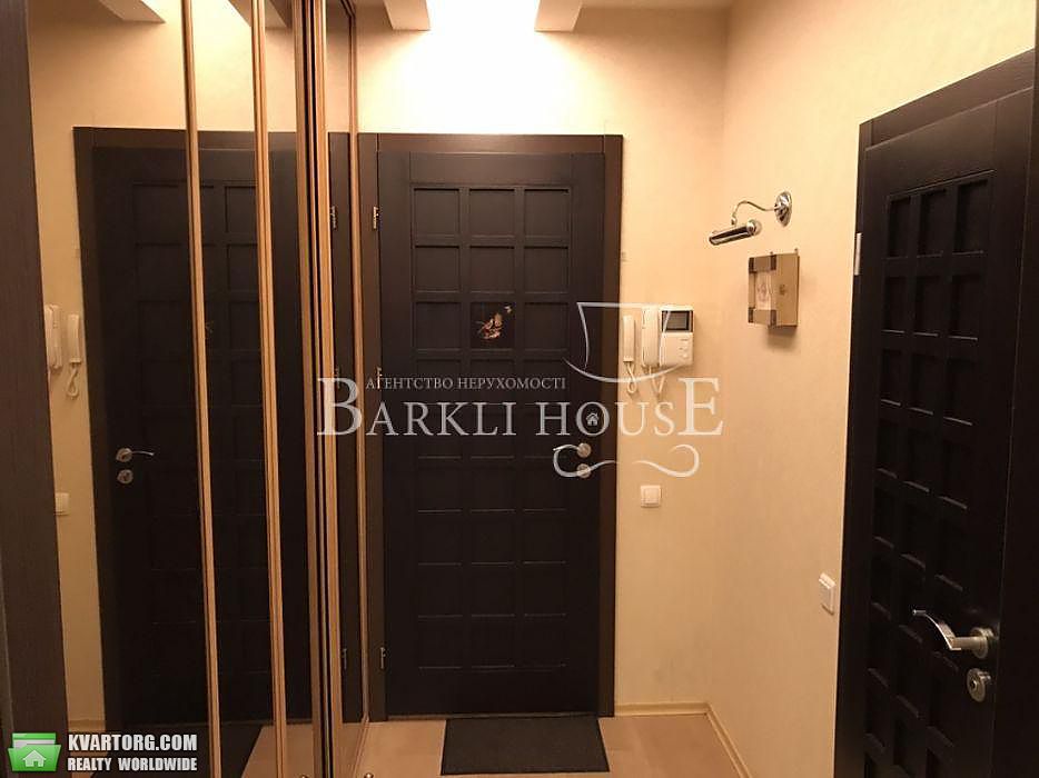 Rent out 2-room apartment. Киев,  Сечевых Стрельцов — photo 8