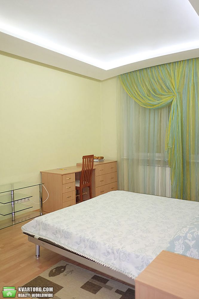 Rent out 2-room apartment. Киев,  Героев Сталинграда пр — photo 3
