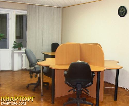 Rent out 2-room apartment. Киев,  Чоколовский бул — photo 1