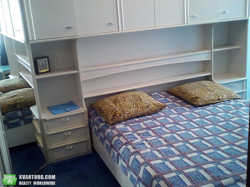 Rent out 2-room apartment. Киев,  Грушевского — photo 6