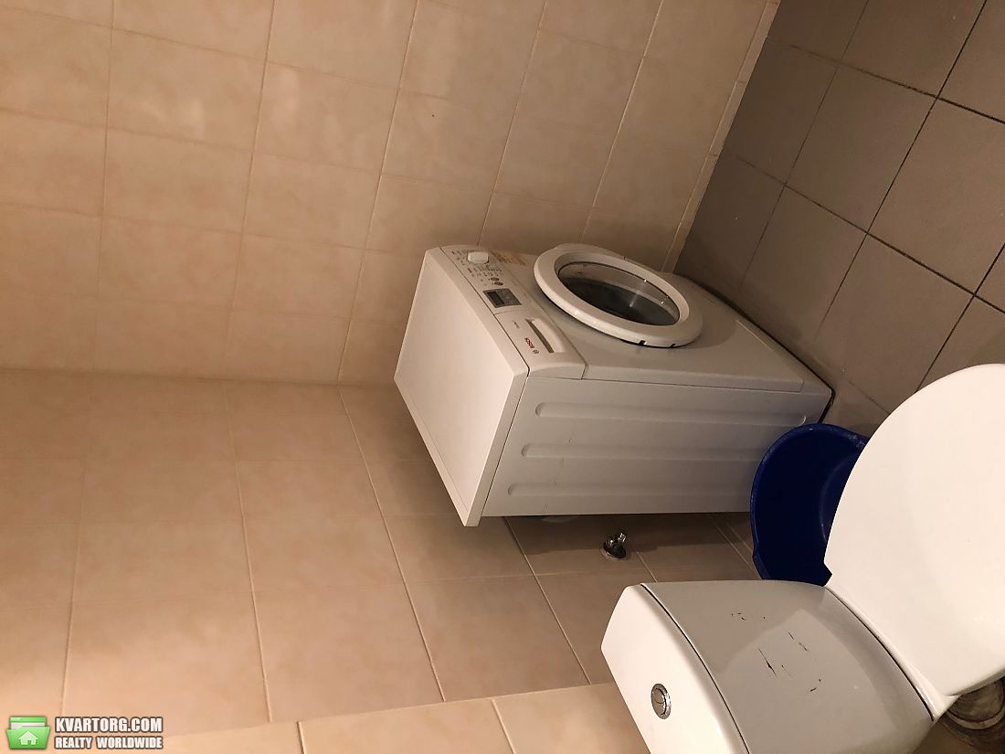 Sell 2-room apartment. Киев,  Соломенская — photo 8