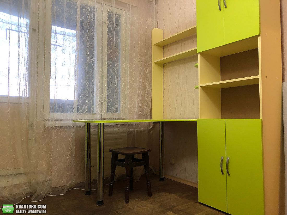Rent out 2-room apartment. Киев, Жмаченко — photo 3