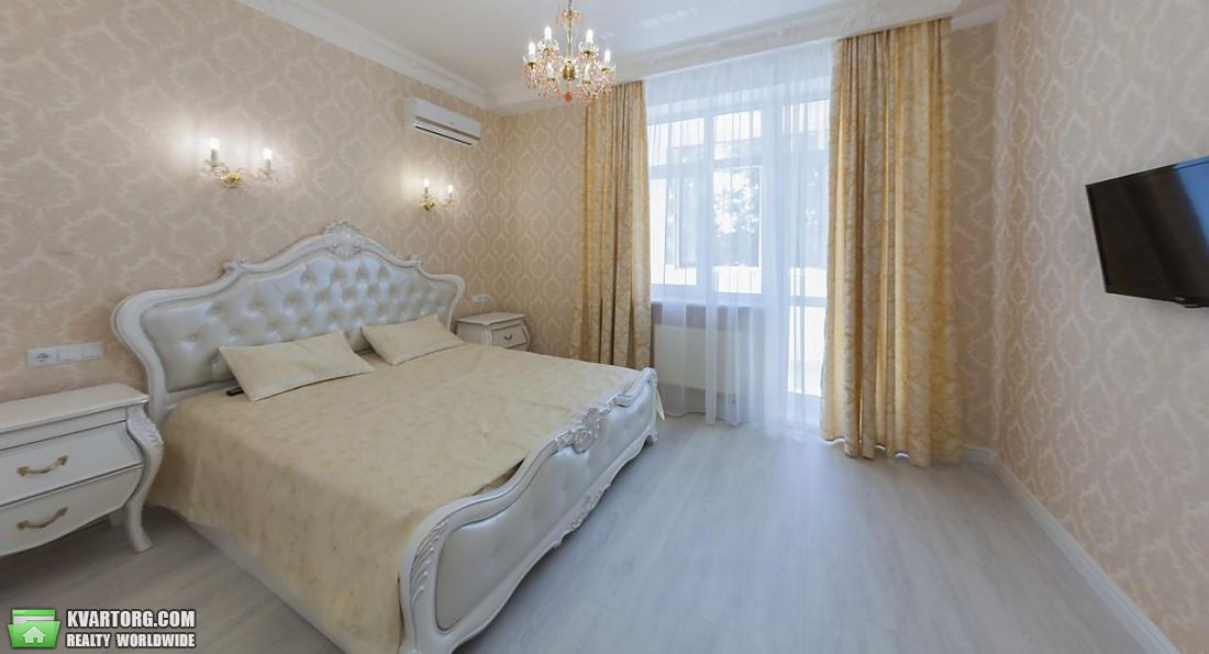 Rent out 3-room apartment. Киев, коновальца — photo 4