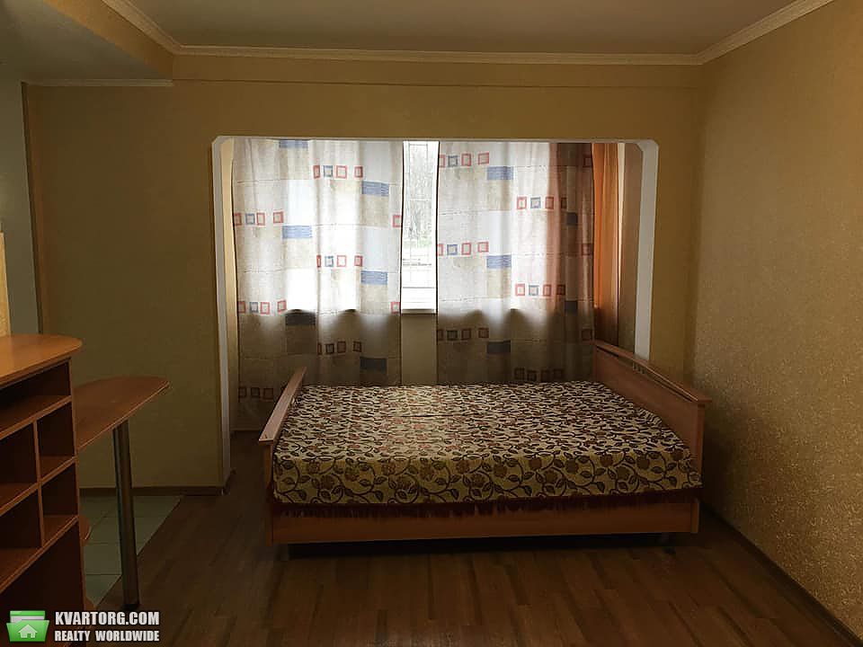 Rent out 1-room apartment. Киев,  Картвелишвили — photo 10