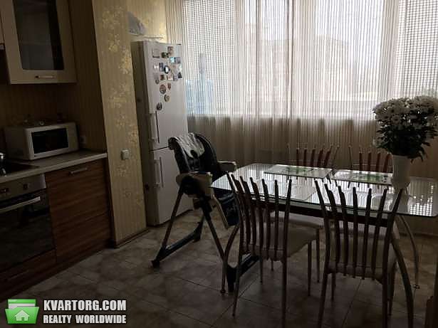 Sell 3-room apartment. Киев,  Автозаводская — photo 2