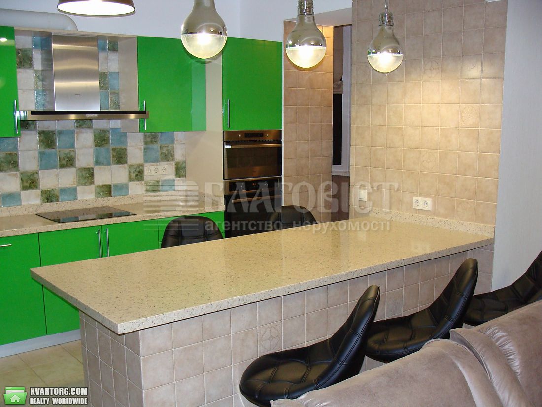 Rent out 4-room apartment. Киев,  Старонаводницкая — photo 5