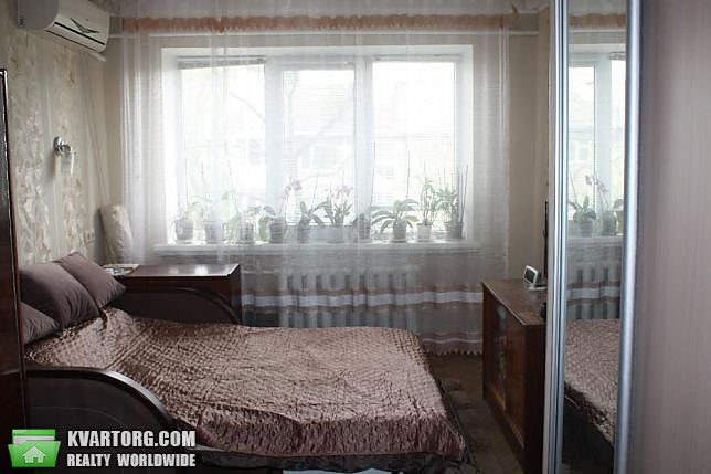 Sell 2-room apartment. Киев,  Гашека — photo 1