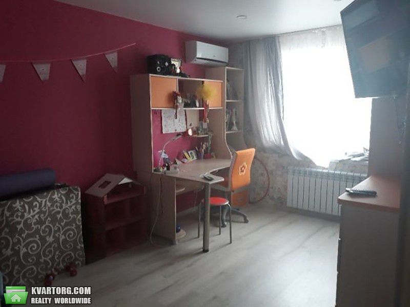 Sell 3-room apartment. Киев,  Оболонская пл — photo 2