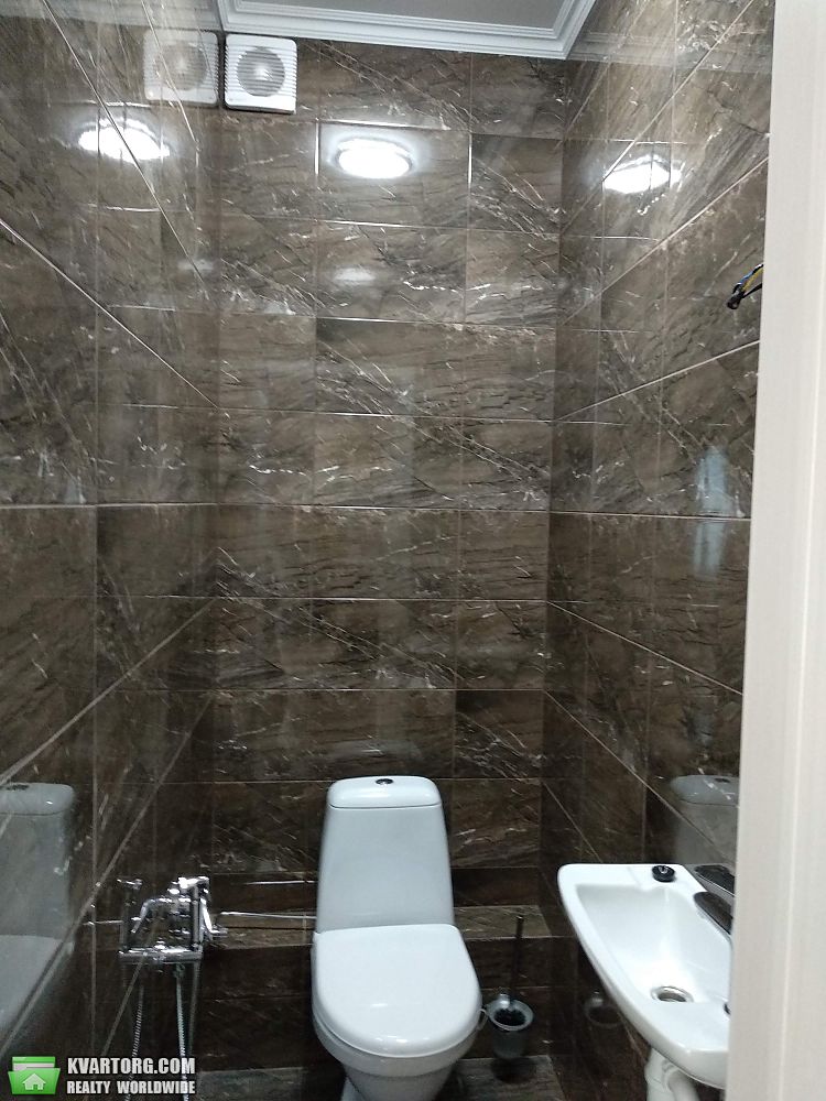 Rent out 2-room apartment. Киев,  Львовская — photo 8