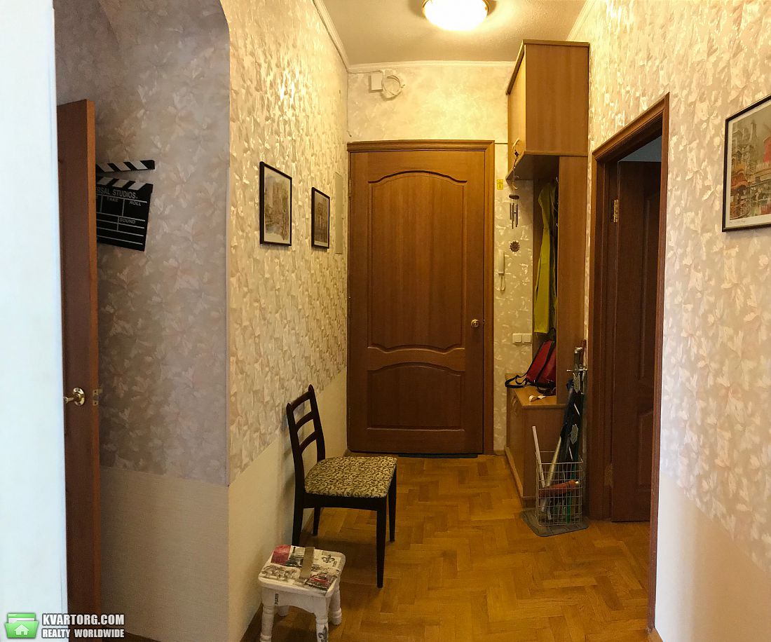 Rent out 3-room apartment. Киев,  Шота Руставели — photo 8