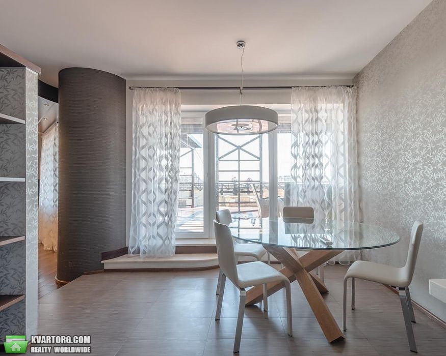 Rent out 4-room apartment. Киев, Лескова — photo 4