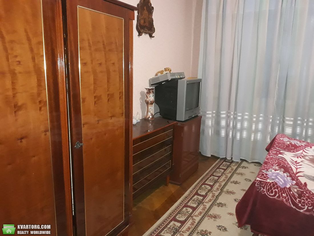 Rent out 3-room apartment. Киев,  Радужная — photo 3