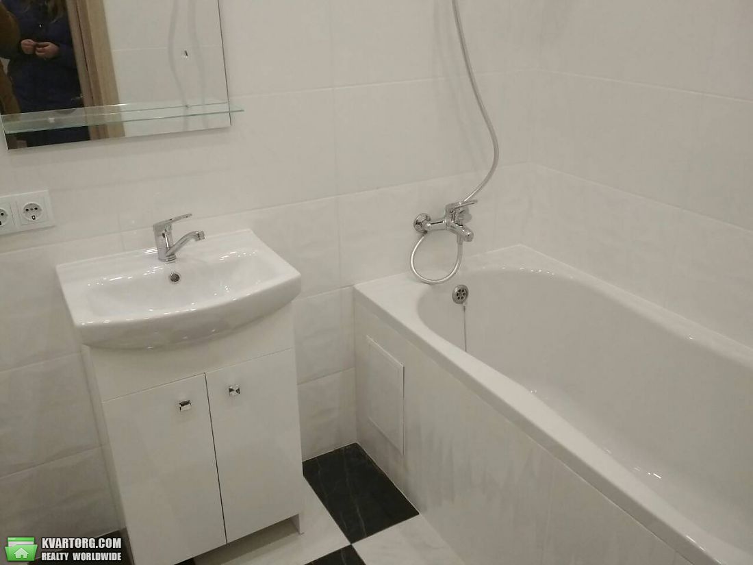 Rent out 1-room apartment. Киев, Боголюбова — photo 4