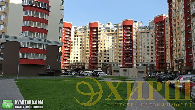 Sell 3-room apartment. Киев,  Ломоносова — photo 1