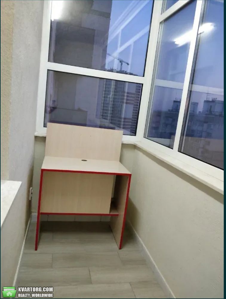 Rent out 1-room apartment. Киев, Полевая — photo 1