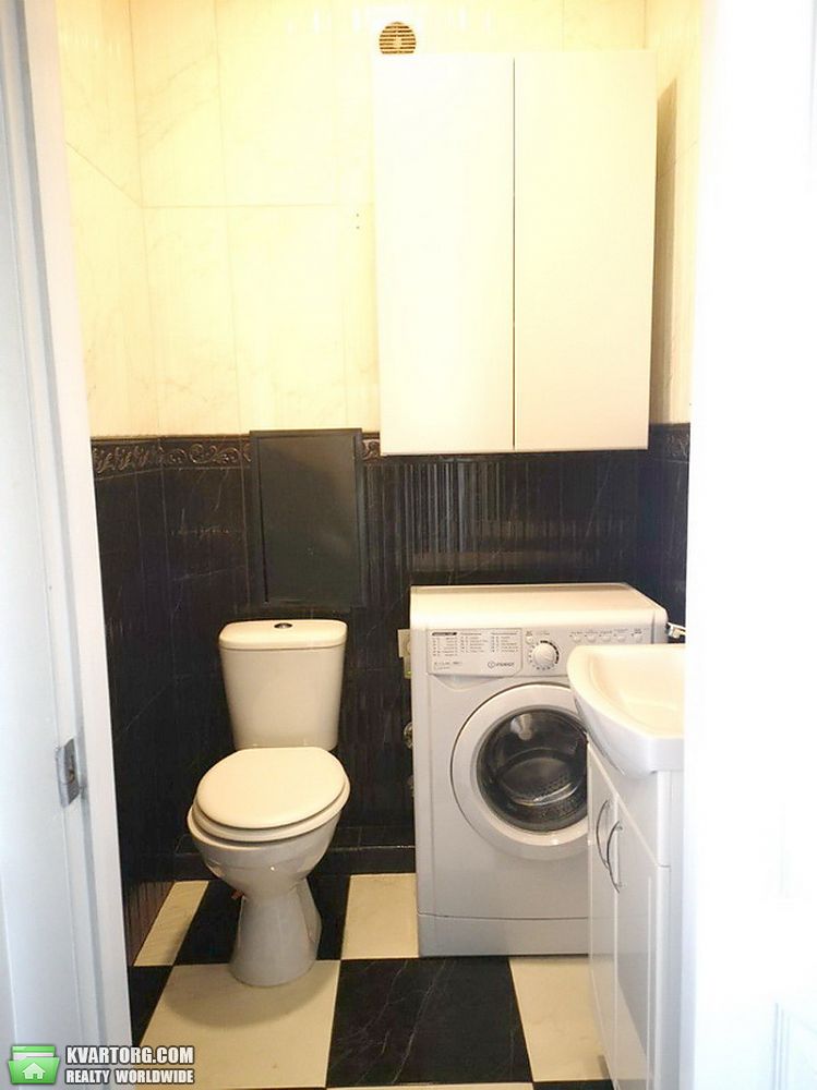 Sell 3-room apartment. Киев,  Шелковичная — photo 8
