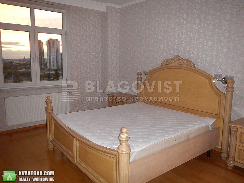 Rent out 2-room apartment. Киев,  Зверинецкая — photo 2