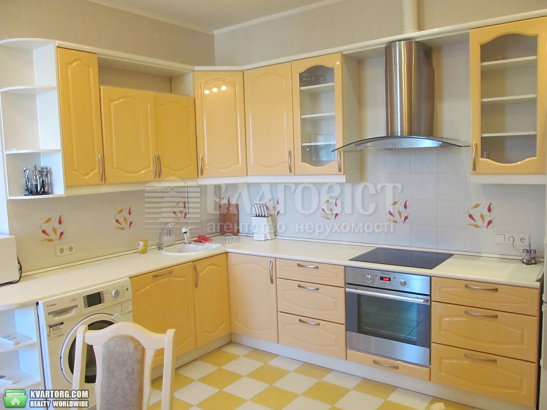 Rent out 3-room apartment. Киев,  Старонаводницкая — photo 4