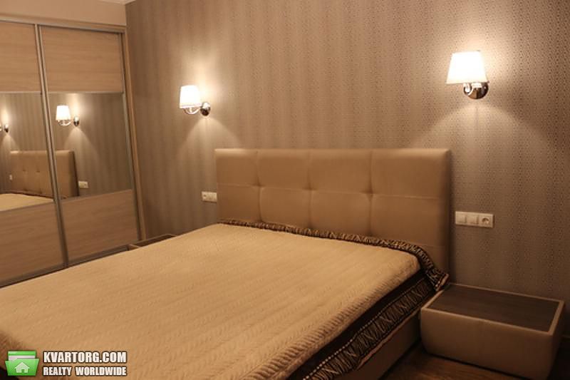Rent out 2-room apartment. Киев,  Петрицкого — photo 2