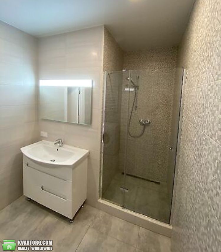 Rent out 2-room apartment. Львов, Джона Ленона — photo 9
