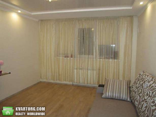 Sell 2-room apartment. Киев, Урловская — photo 1