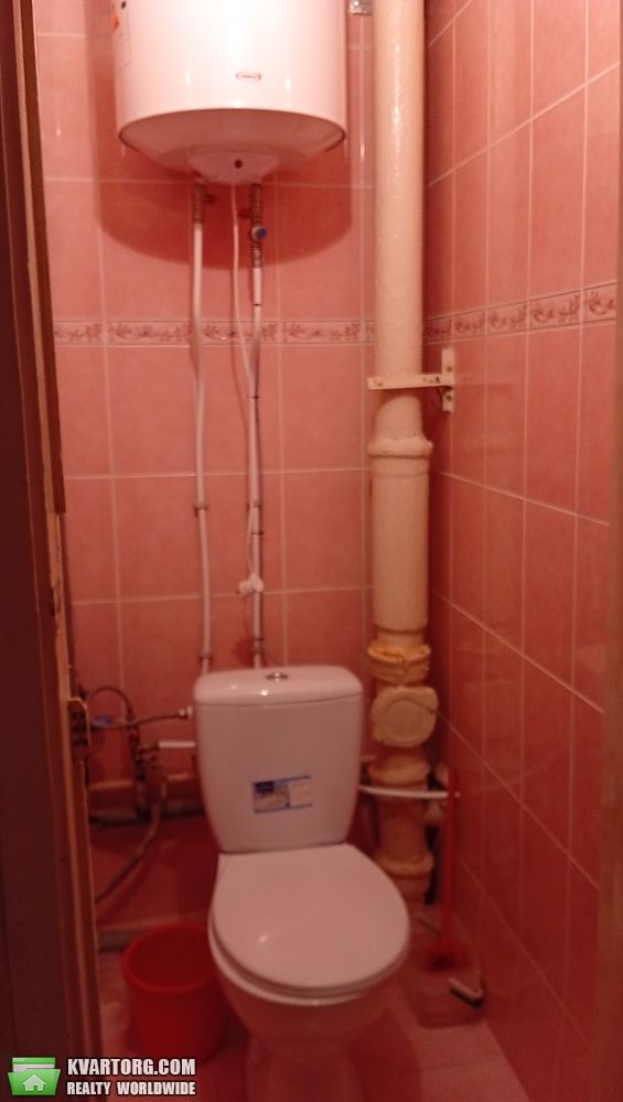 Rent out 3-room apartment. Киев, Харківське шосе — photo 9