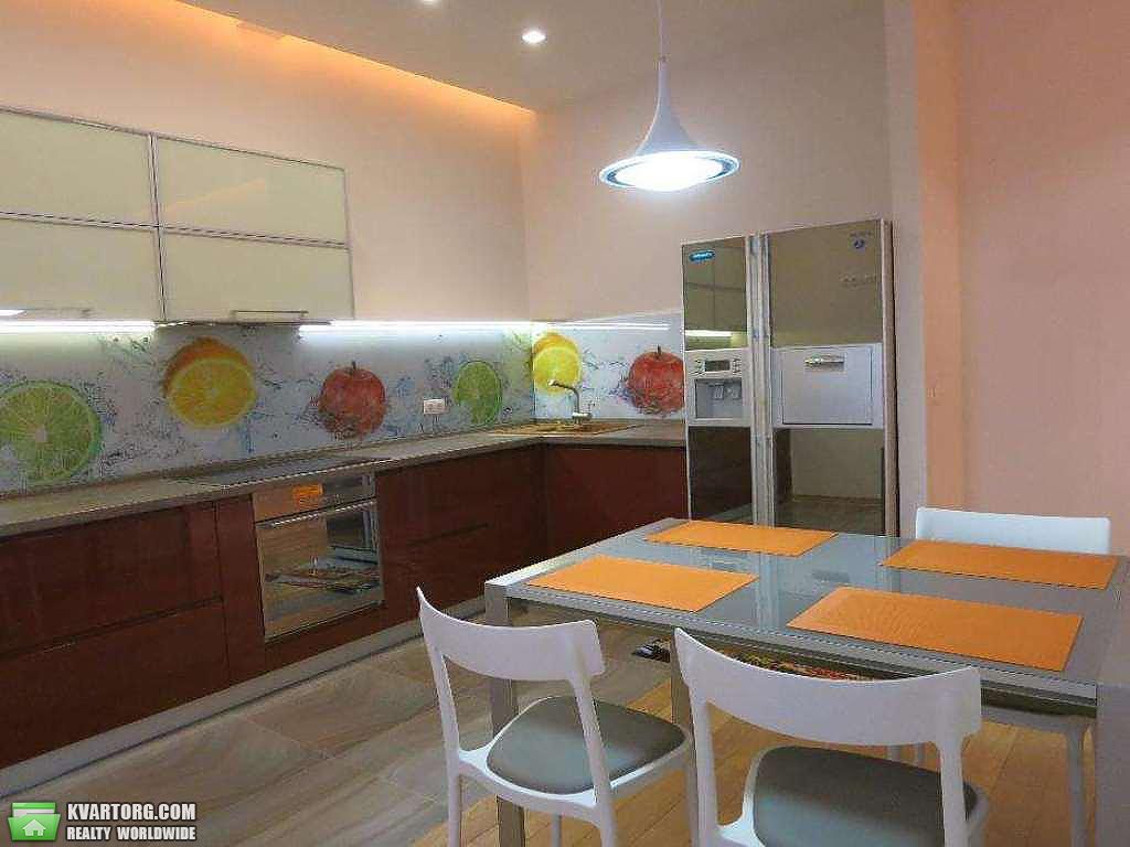 Rent out 2-room apartment. Киев,  Барбюса — photo 1