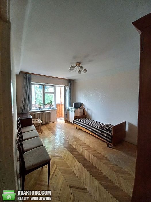 Sell 2-room apartment. Киев,  Соломенская — photo 2