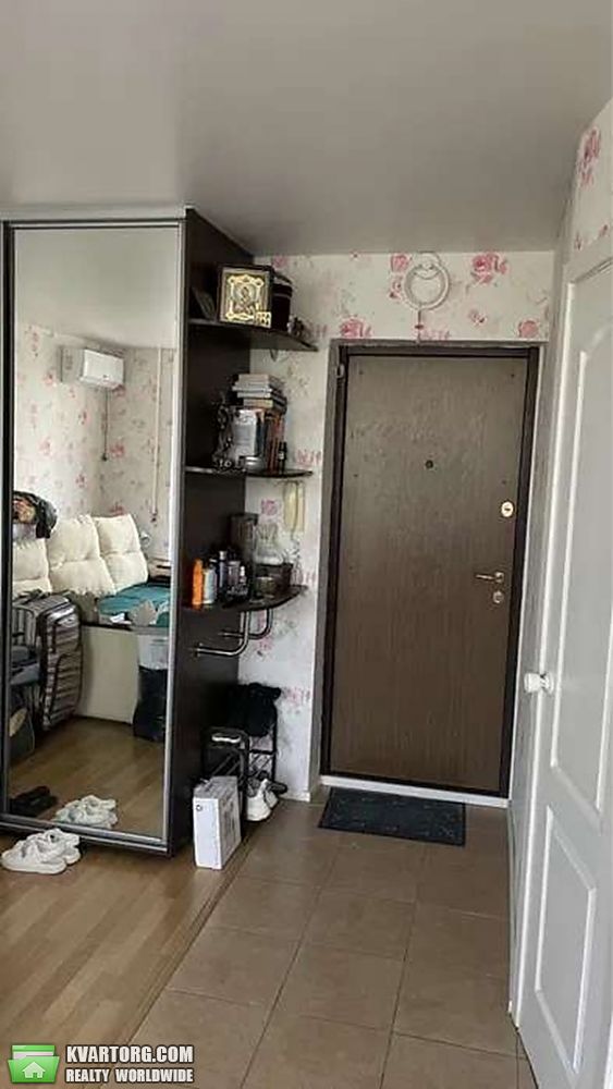 Sell 1-room apartment. Киев,  Березняковская — photo 4