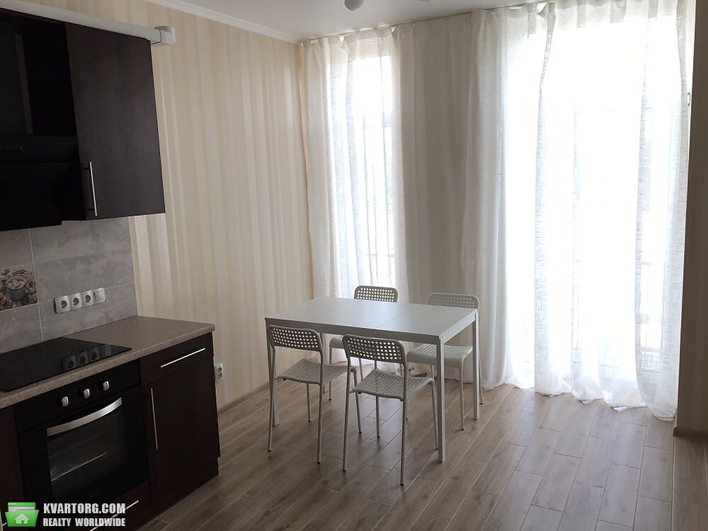 Rent out 1-room apartment. Киев, Регенераторная — photo 1
