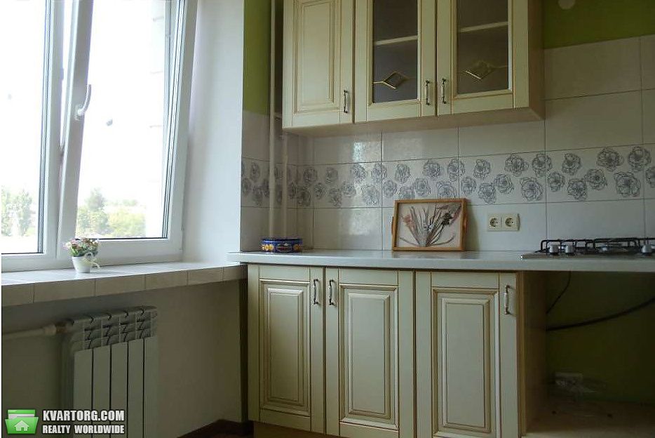 Sell 1-room apartment. Киев,  Салютная — photo 2