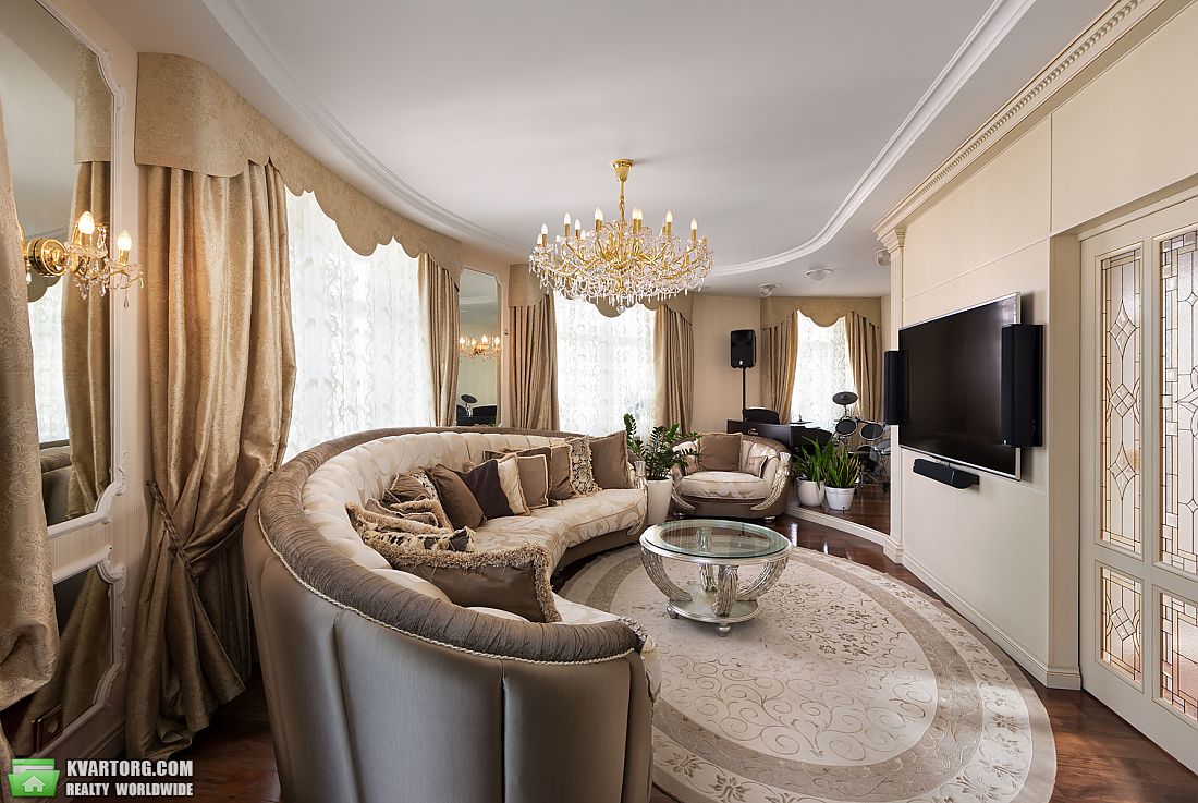 Sell 4-room apartment. Киев,  Щорса — photo 7