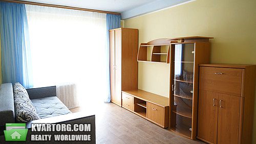 Sell 1-room apartment. Киев,  Соломенская — photo 1